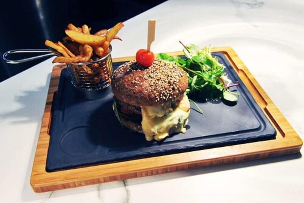 Logis Golfe Hotel วานส์ ภายนอก รูปภาพ
