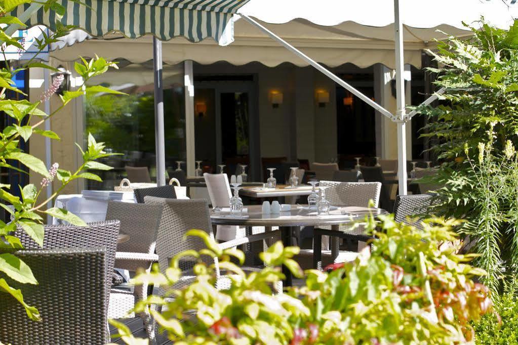 Logis Golfe Hotel วานส์ ภายนอก รูปภาพ